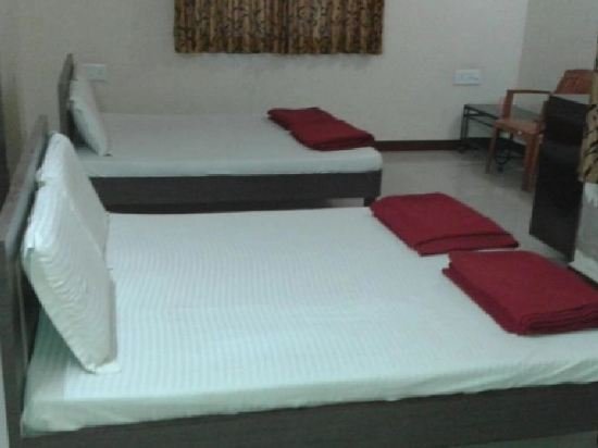 Фото Basera Hotel