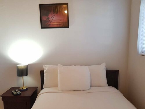 Гостиница Golden Palms B & B в Нассау