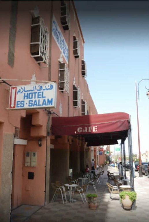 Гостиница Hotel Eessalam A Ouarzazat в Уарзазате