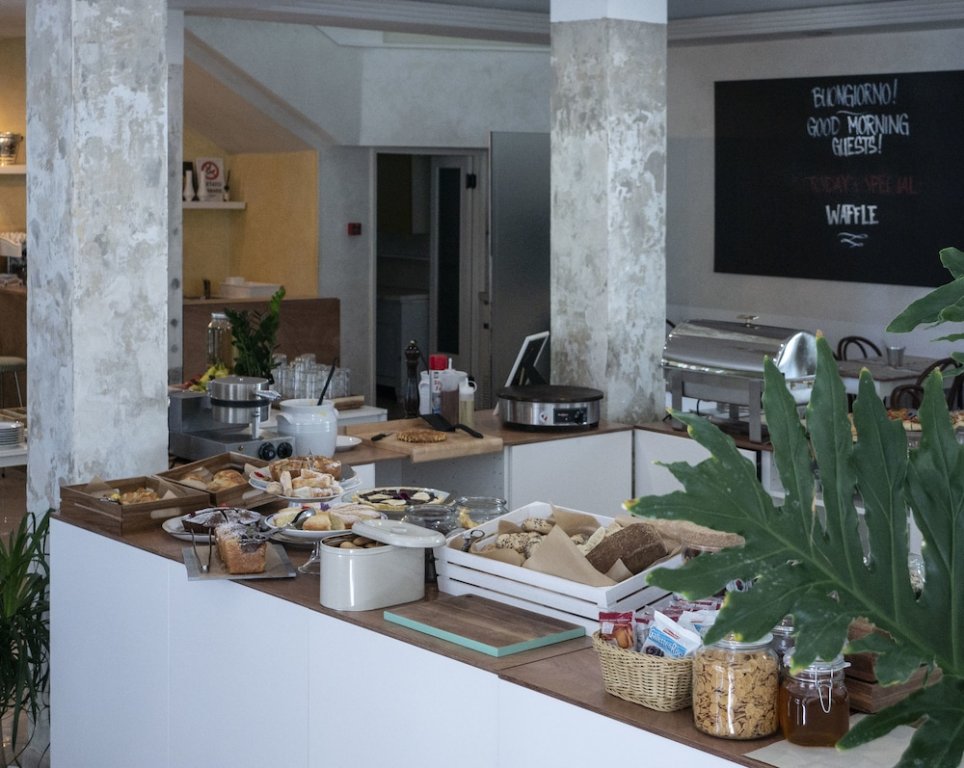 Фото Hotel Montecarlo