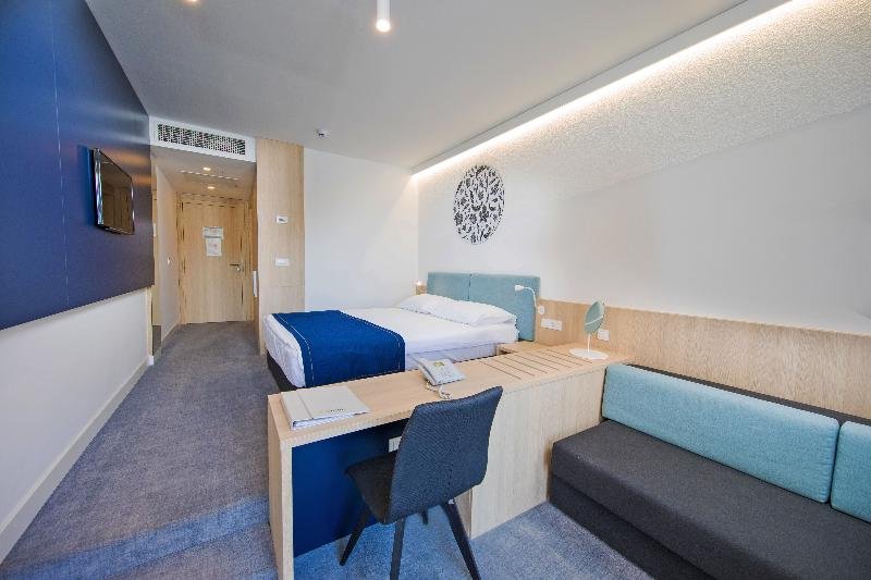 Фото Hotel Osmine