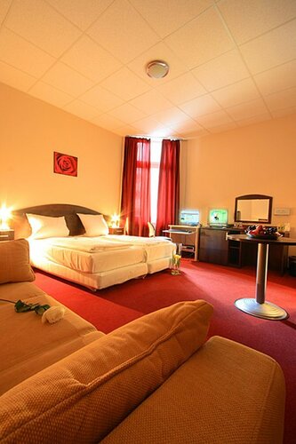 Гостиница Hotel Polo am Zob в Гамбурге