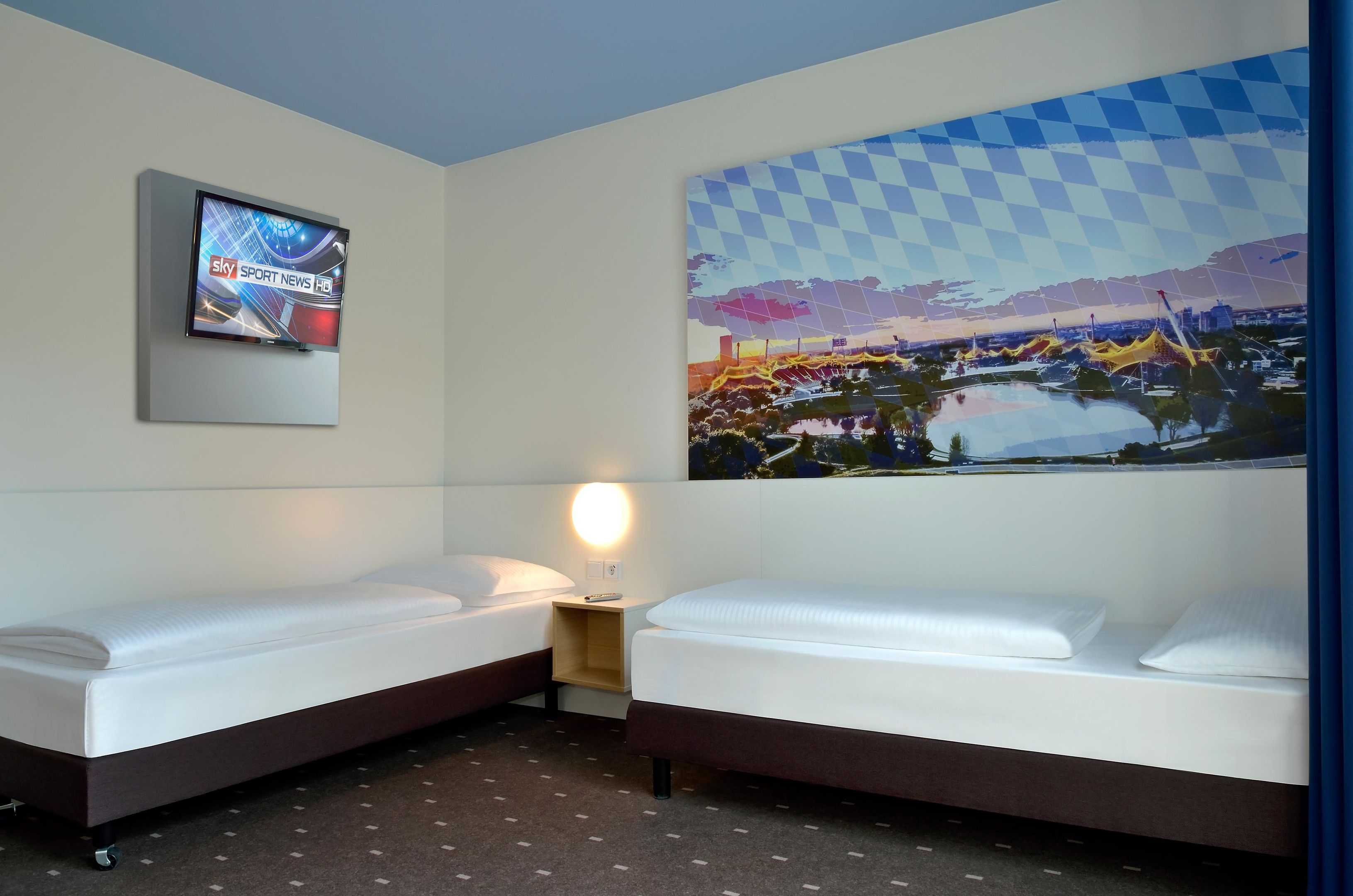 Фото B&b Hotel München City-Nord