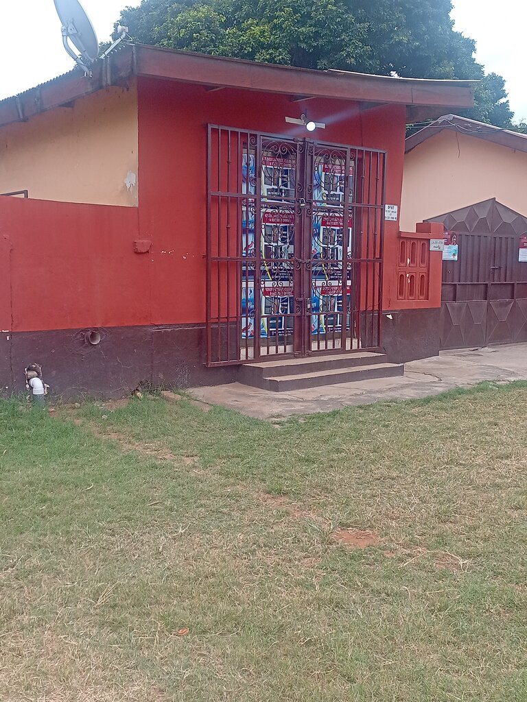 Laundry Kings laundry cleaning service, Accra, photo