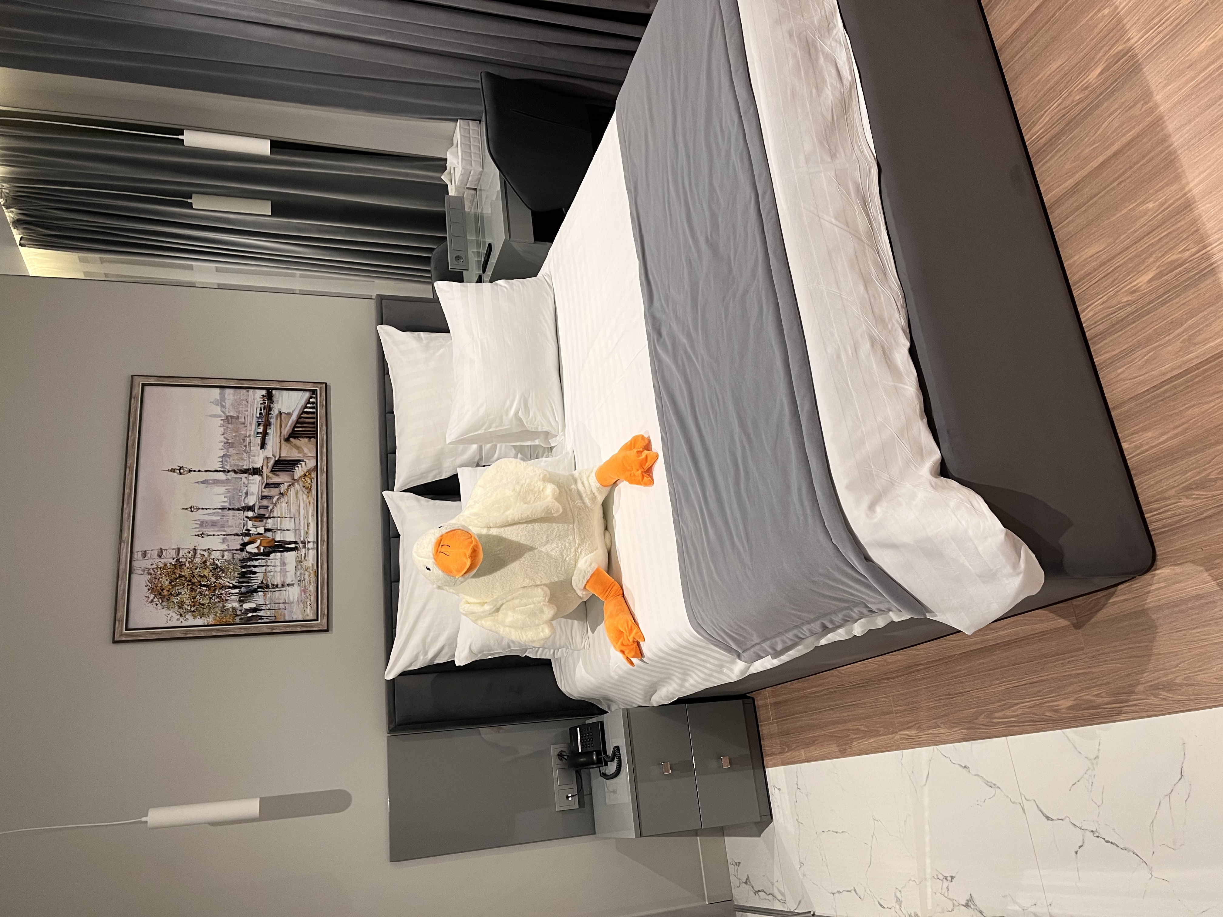 Фото The White Residence