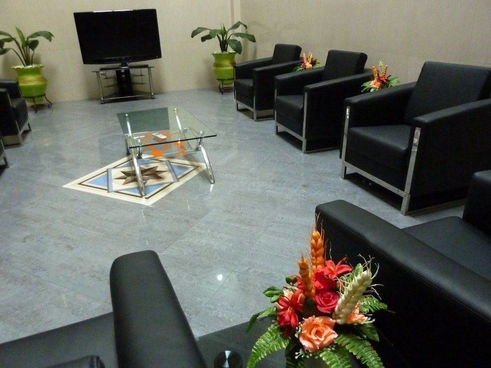 Фото MJ Grand Hotel