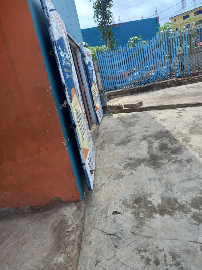 Laundry Laundry Services, Accra, photo