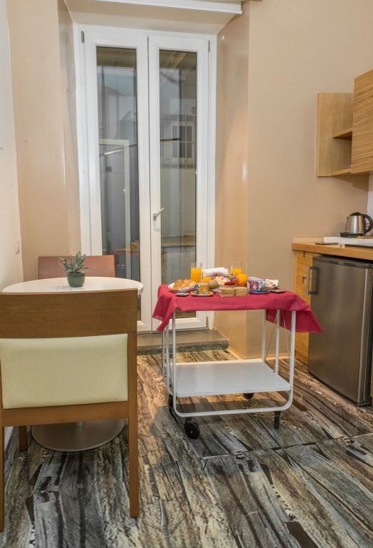 Фото Napoli Chiaia 32 Deluxe Residence