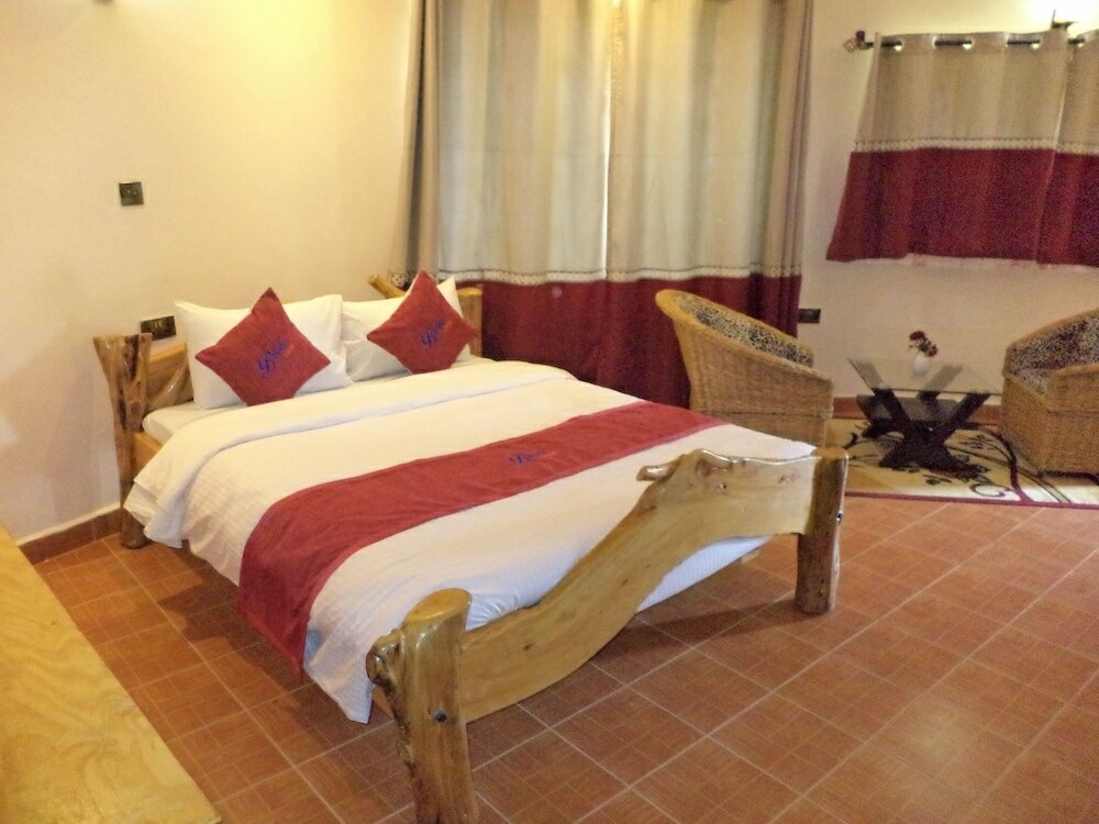 Фото Brooks Lodge