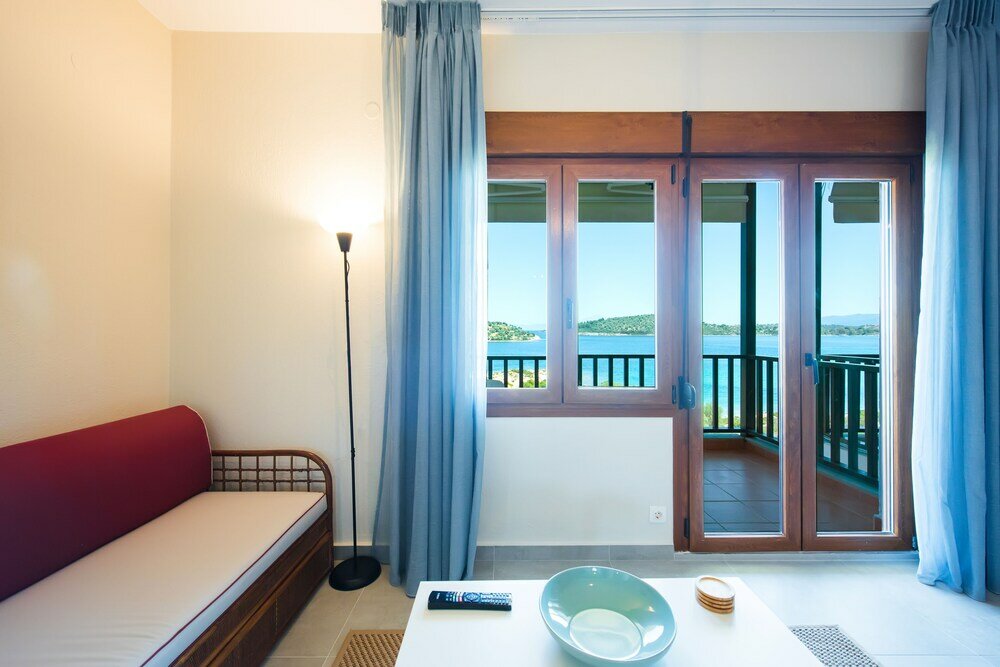 Фото Nereus Apts by halu Villas