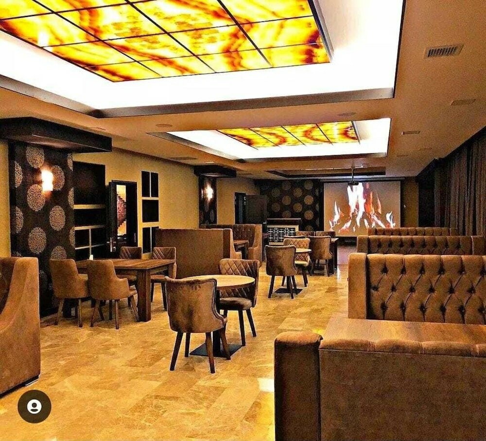 Фото Отель Wiseman Mont Inn