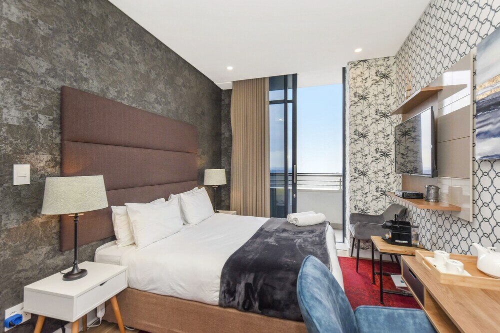 Фото Illovo Central Apartments