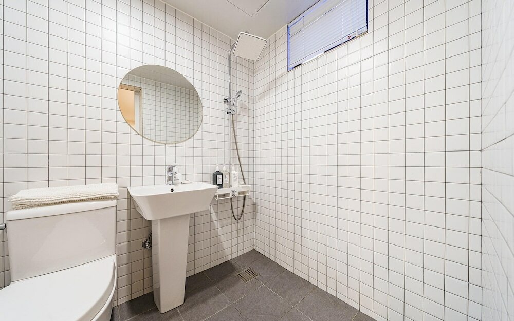 Фото Jongno Hotel Rawa