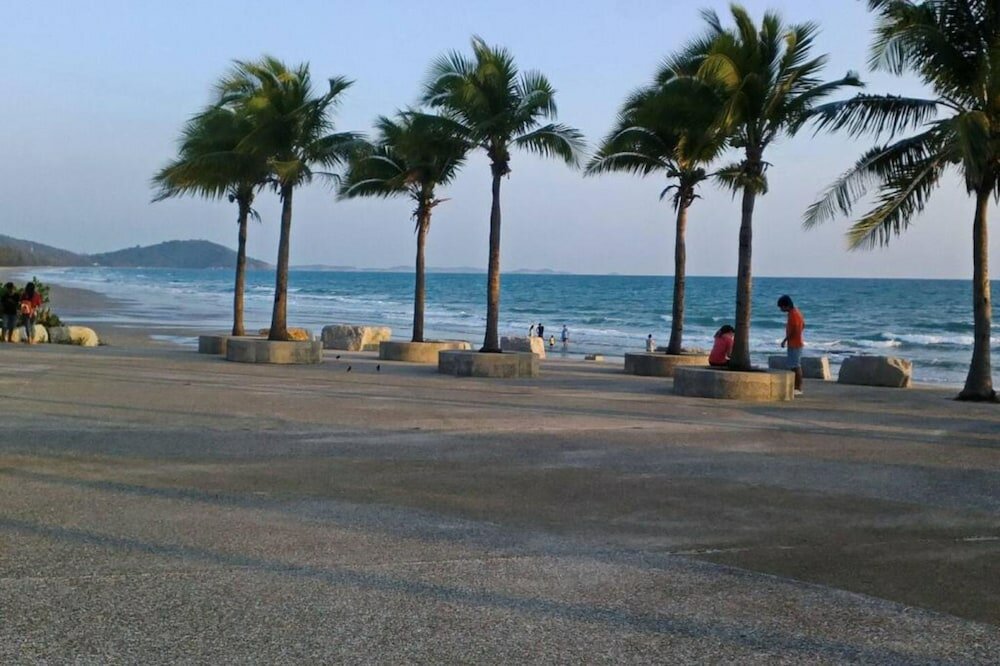 Фото The Royal Rayong by Nun