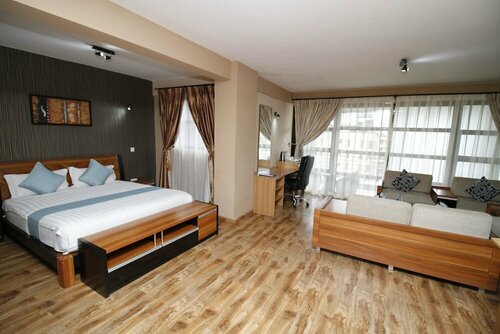 Гостиница We Hotel and Suites в Найроби