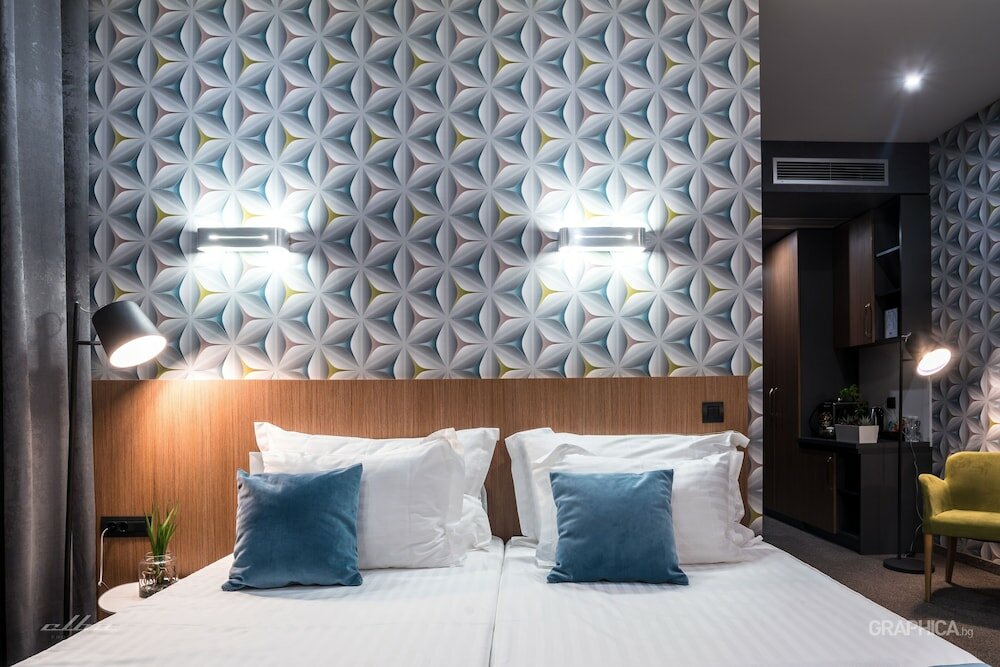 Фото 103 Degrees Hotel & SPA