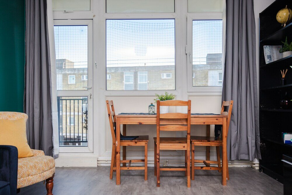 Фото Spacious 3 Bedroom Flat in the Heart of Shoreditch