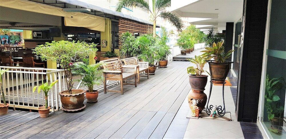 Фото Plaza Residence Jomtien Beach - Large Studio Condo