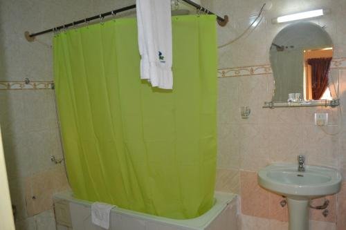 Фото Barcelona Apartment