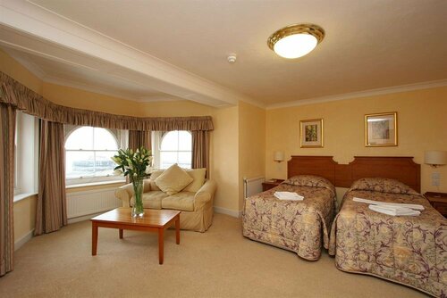 Гостиница Chatsworth Hotel - Worthing в Уортинге