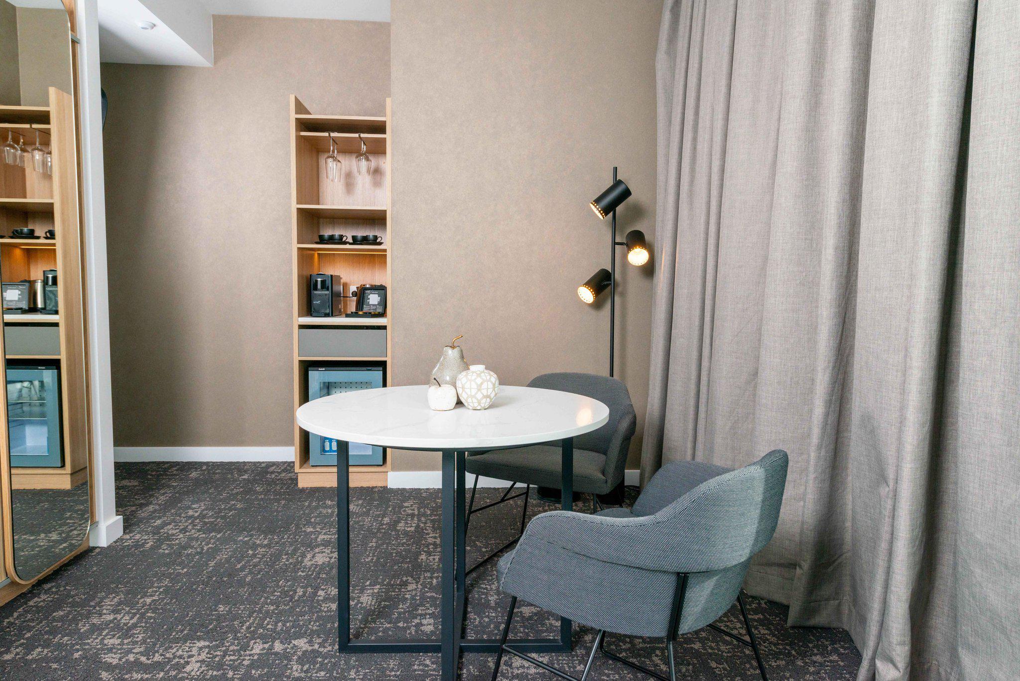 Фото Crowne Plaza by IHG Adelaide