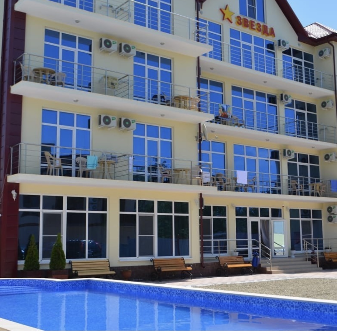 Фото отеля 1