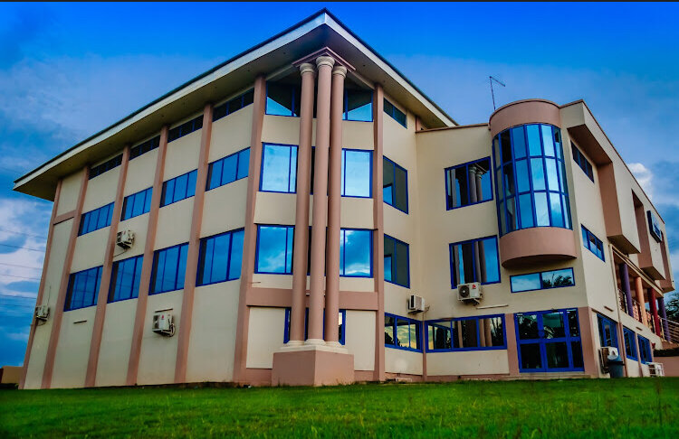Religious education Gethim Harvest Cathedral, Kumasi, photo