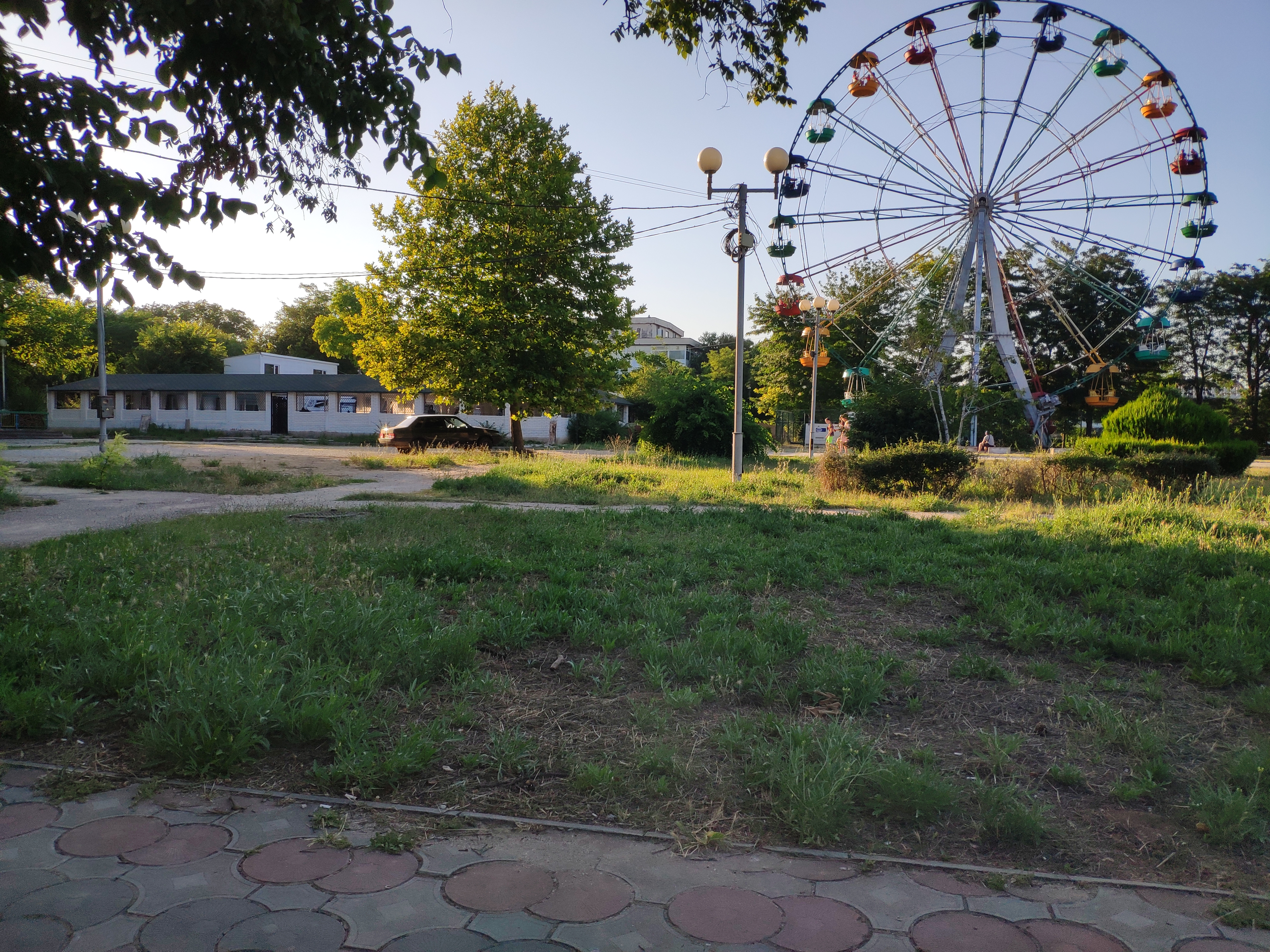 Парк Фрунзе, парк культуры и отдыха, Крым, Евпатория, ул. Горького — Яндекс  Карты