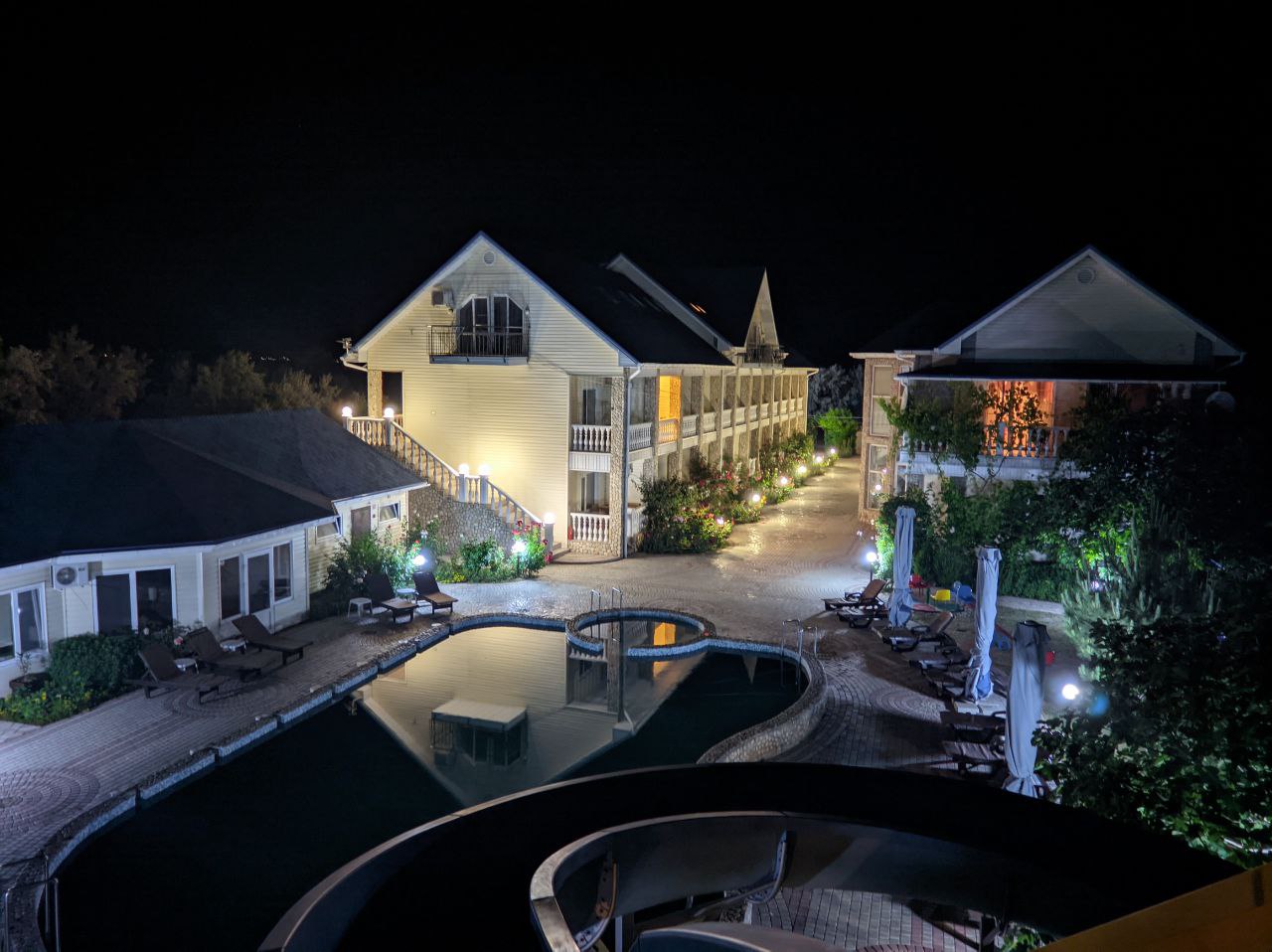 Фото отеля 3