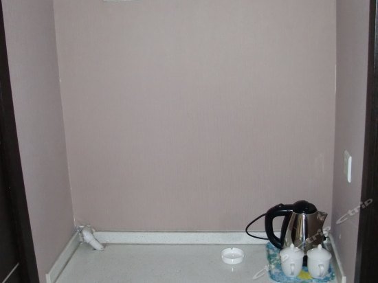 Фото Xinjiang Xinxinyu Express Hotel