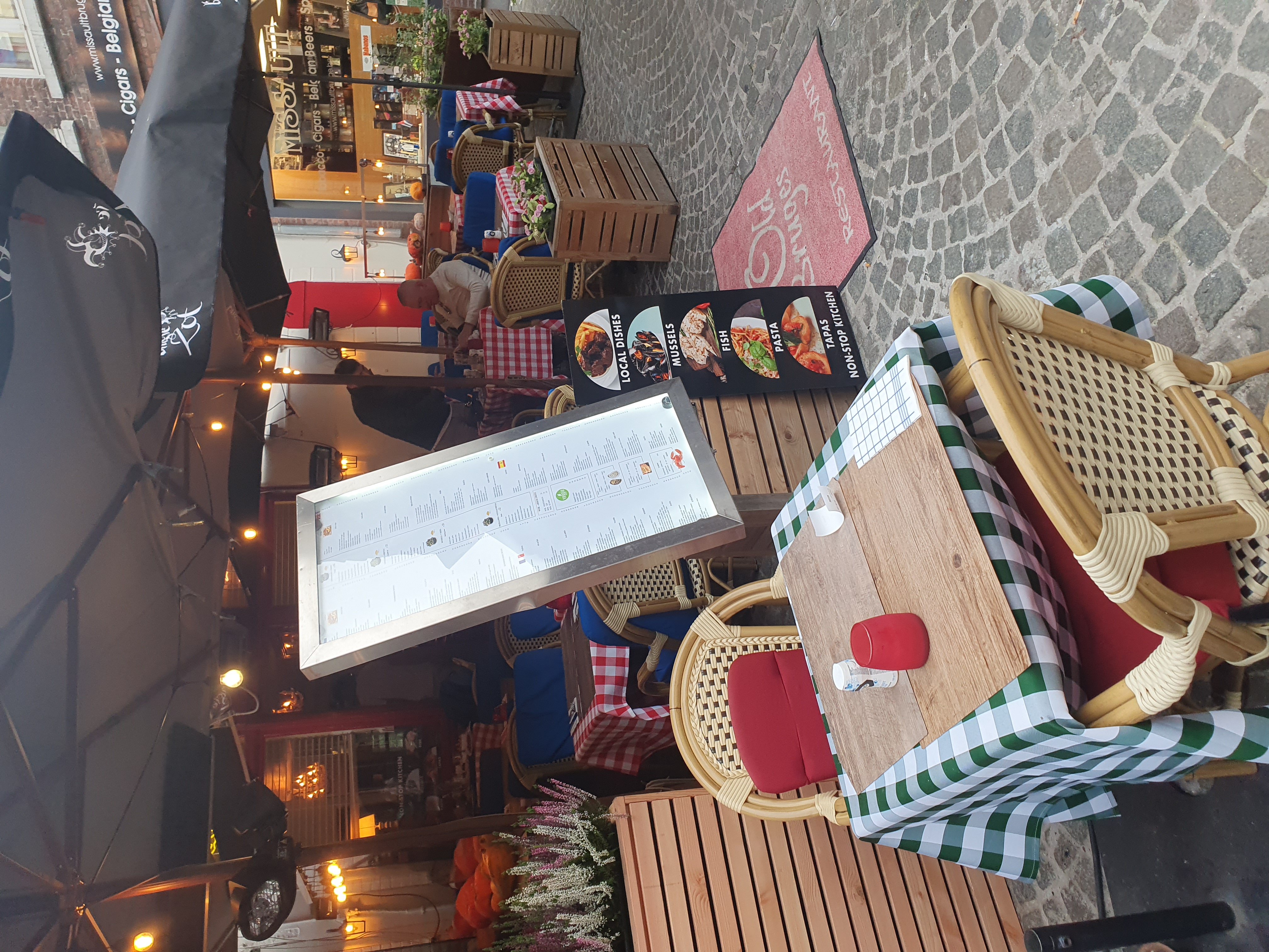 Фото The Pand Hotel