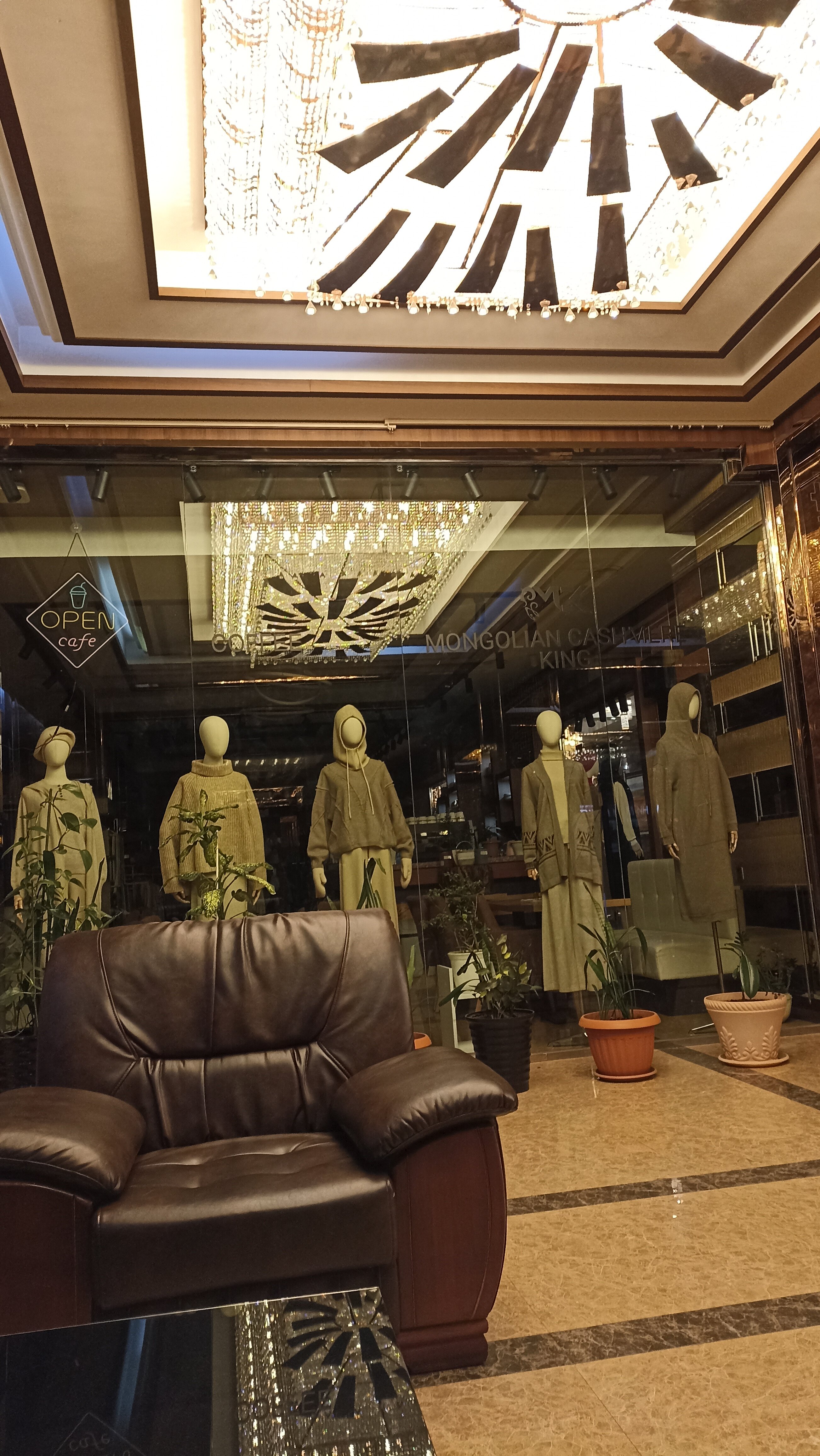 Фото The Grand Hill Hotel