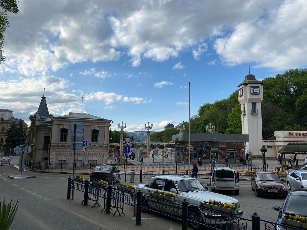 Landmark, attraction Ансамбль Курзала Владикавказской железной дороги, Kislovodsk, photo