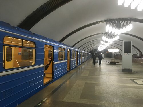 Pobeda (Samara, 22 Partsyezda Street), metro station