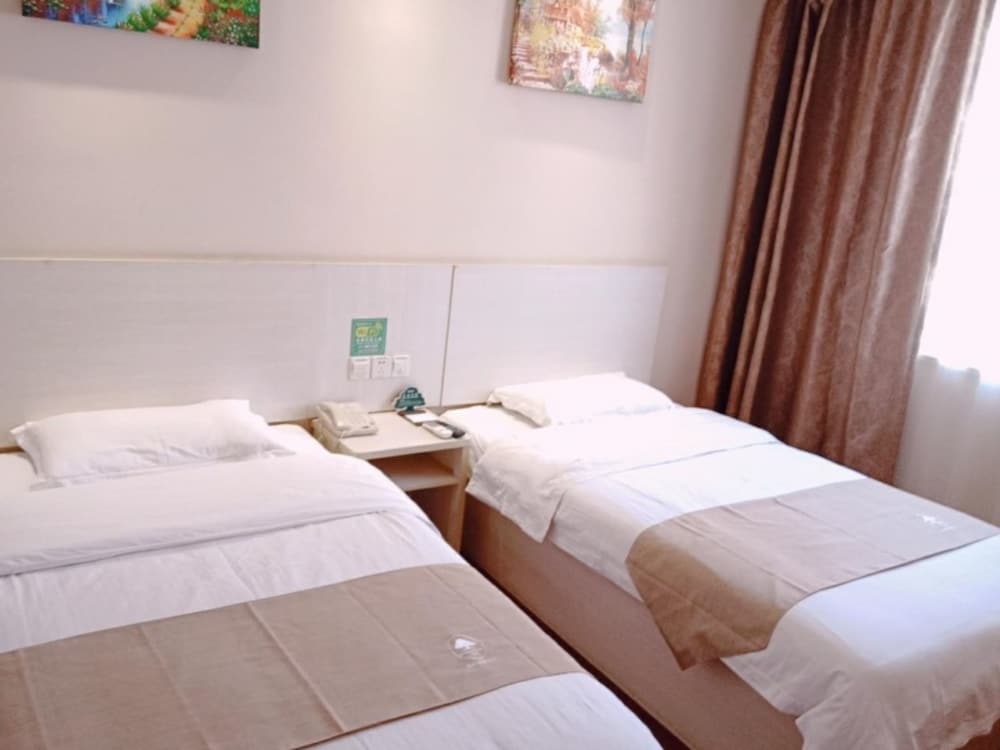 Фото GreenTree Inn Shanghai Songjiang District Sijing Town Sijing Metro Station Express Hotel