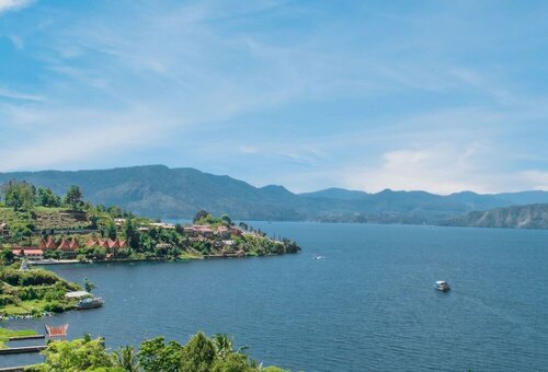 Гостиница Marianna Resort & Convention Tuktuk Samosir