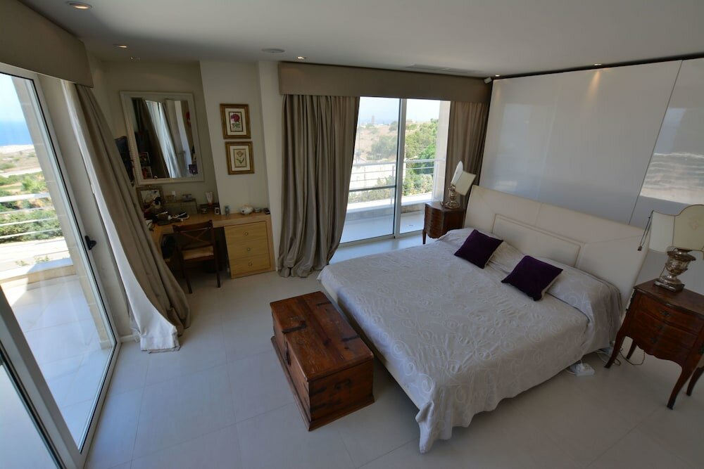 Фото Super 3 Bedroom Villa With Amazing Ocean Views