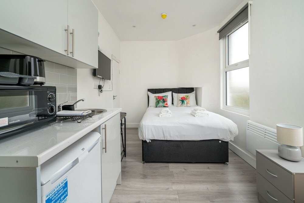 Фото London Selwyn Unique & Stylish Studios