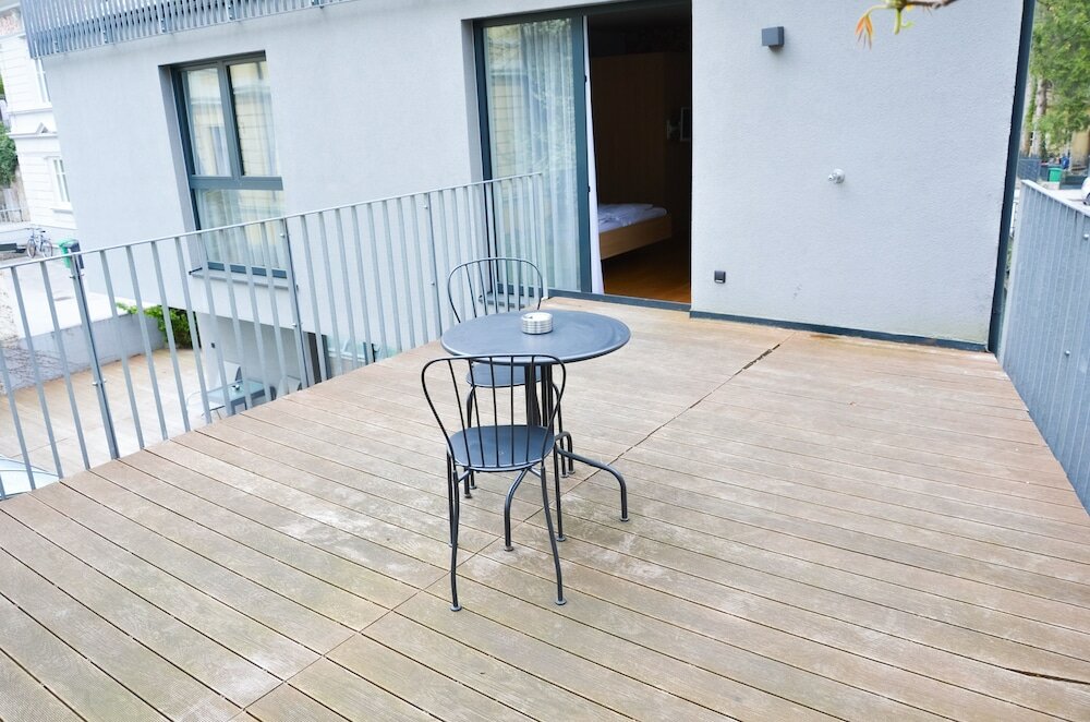 Фото Room 4 & 5 Apartments