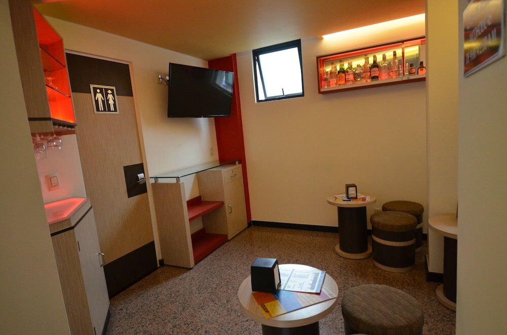 Фото Hotel La Villa - Solo Adultos