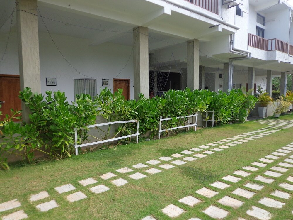 Фото Hotel Star White Negombo