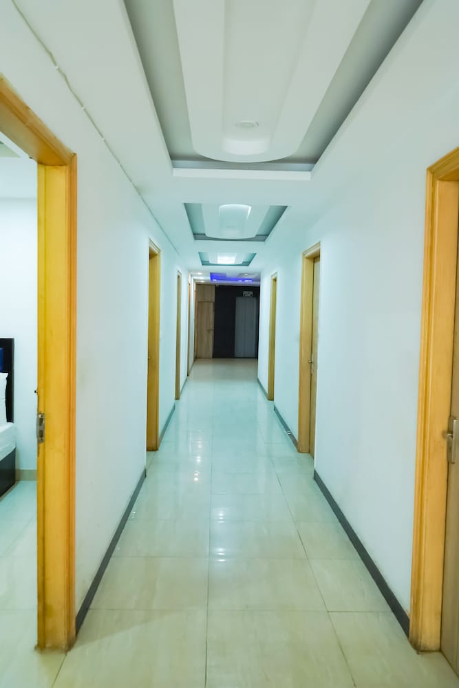 Фото Roomshala 054 Hotel Mahal