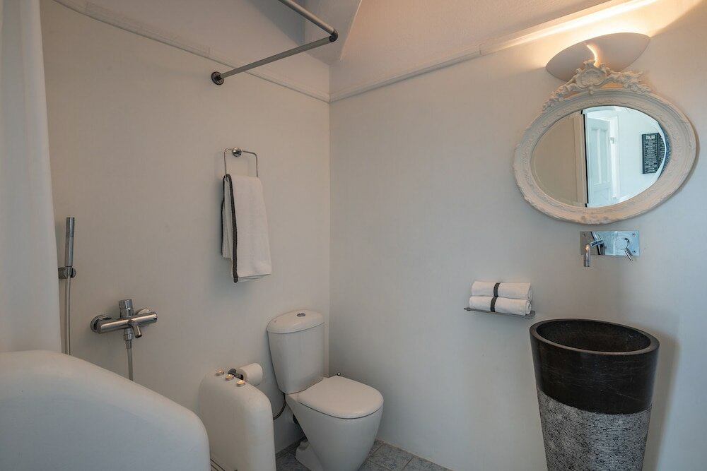 Фото Little Blue