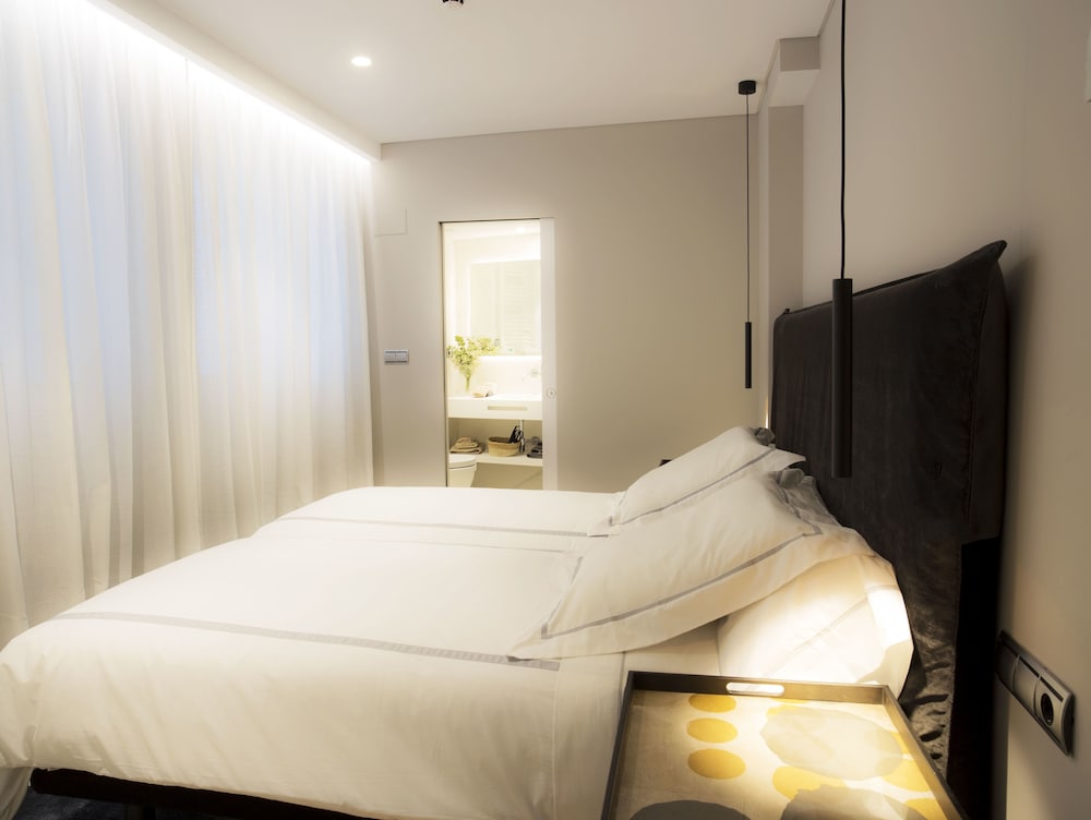 Фото Spain Select Santa Ana Apartments