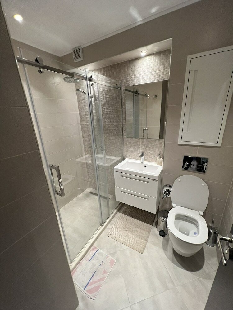 Фото Luxurious Sunset Villa with Pool