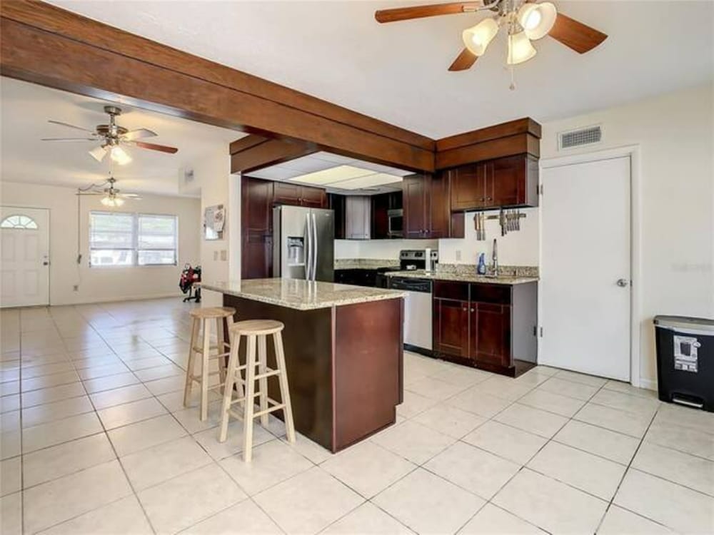 Фото 11350 Central Oasis 4br Pool Home