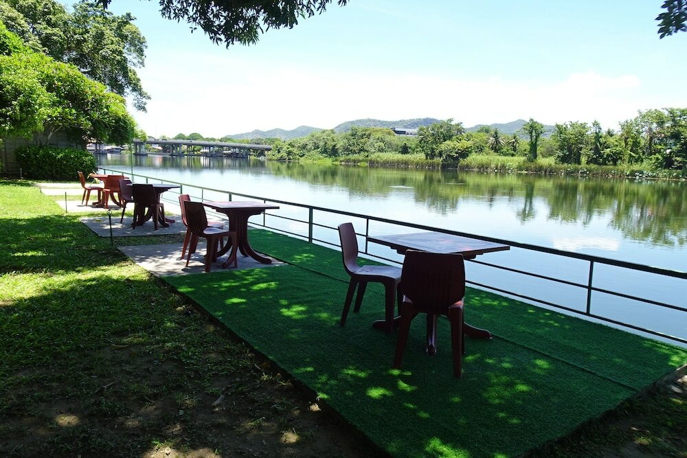 Фото West Wonder Riverside Resort