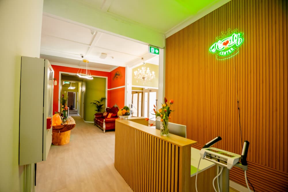 Фото отеля 2