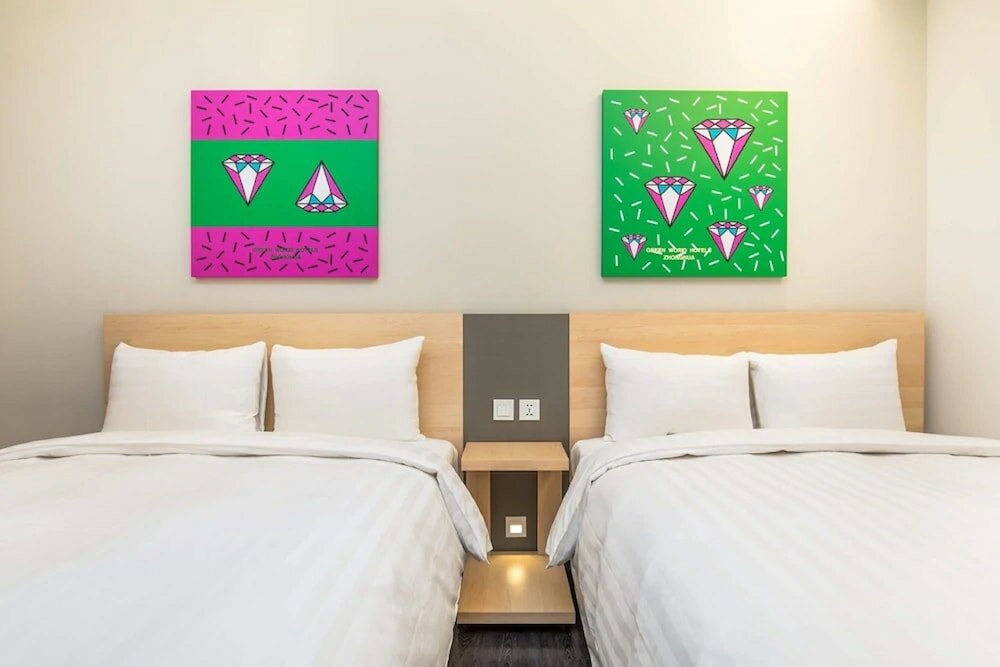 Фото Green World Hotel Zhonghua