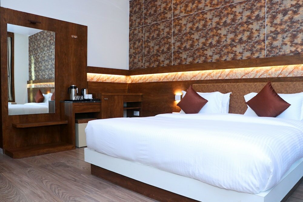 Фото The Grand Astoria Somnath